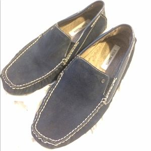 Steve Madden Blue suede loafers