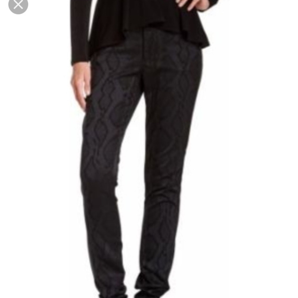 Alice & Olivia Black Snakeskin Skinny Pants