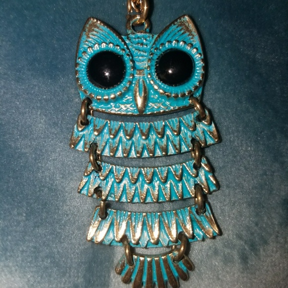 Turquoise Owl - Picture 2 of 2