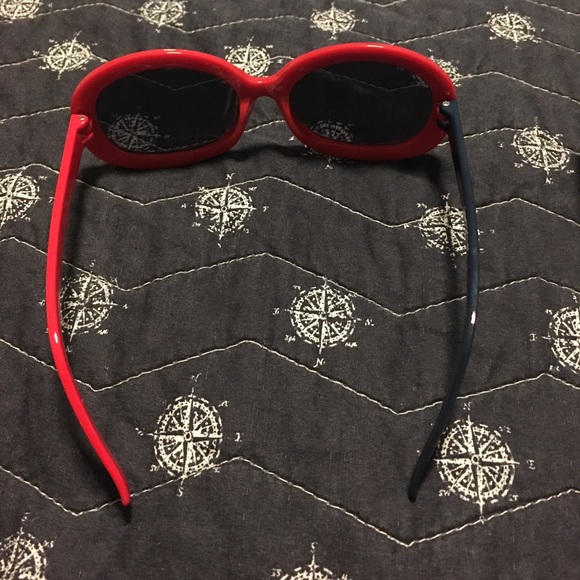 Kids sunshades-- 2 pair! - Picture 3 of 4