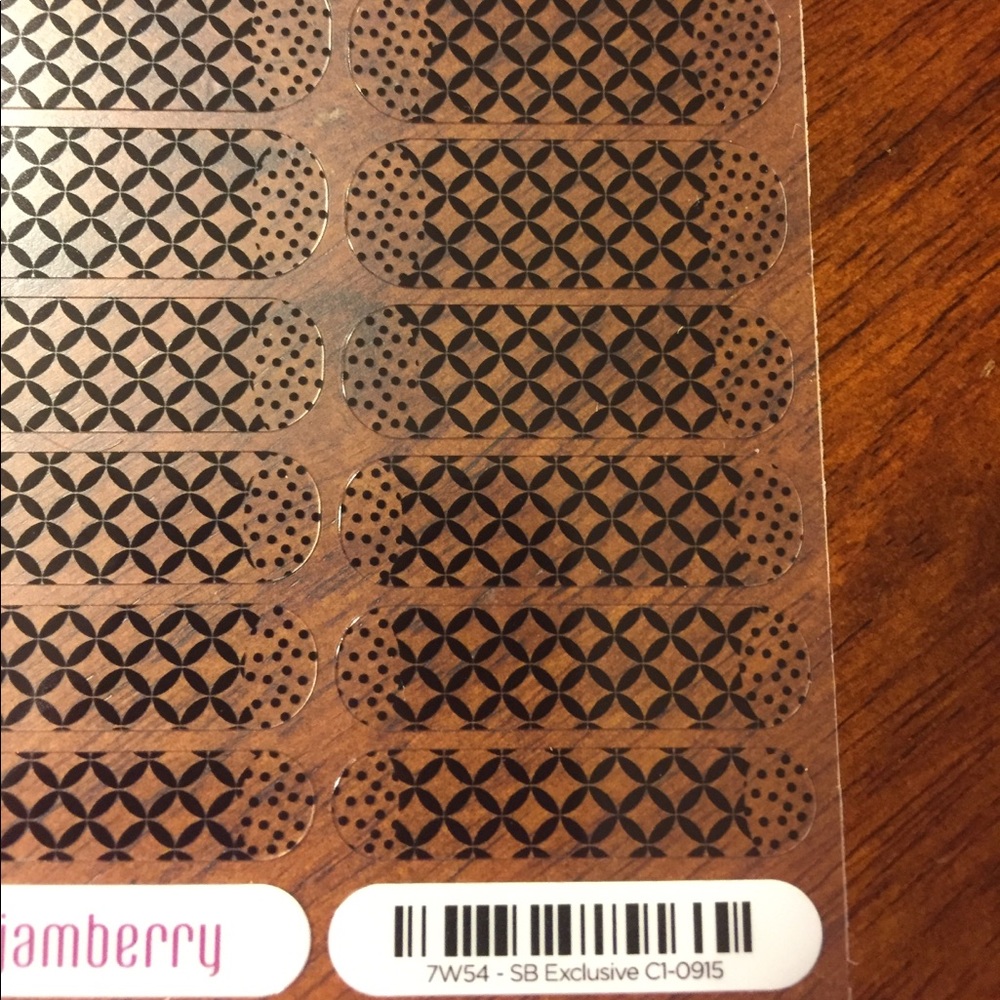 Jamberry - Picture 2 of 2