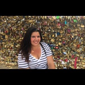 Meet your Posher, Christine