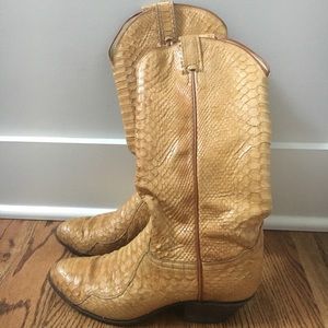 Tony Lama Cowboy Boots