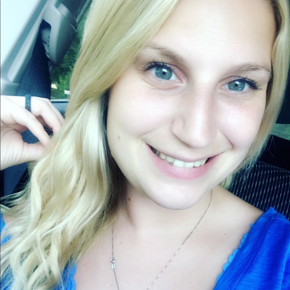 Meet your Posher, Bri