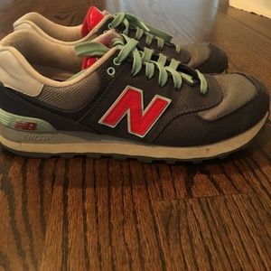 New balance shoes (574)