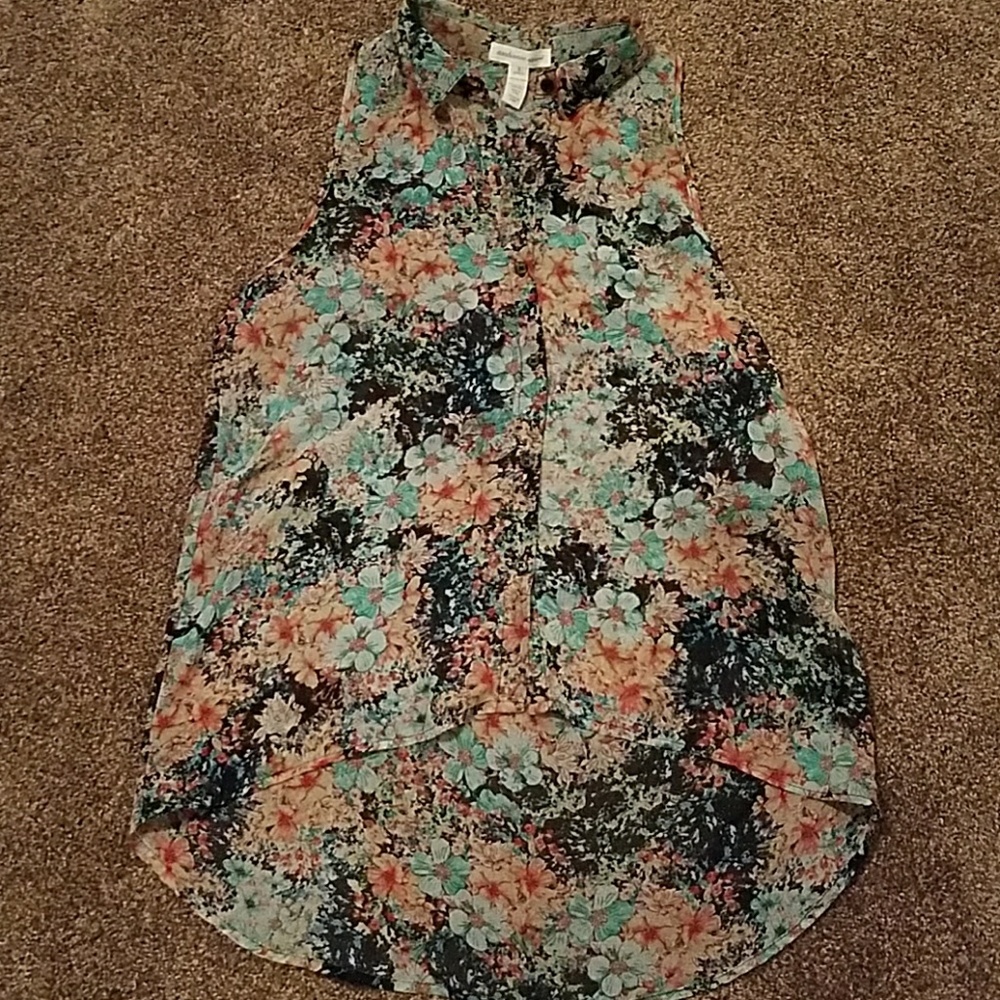Flowery sheer tank top