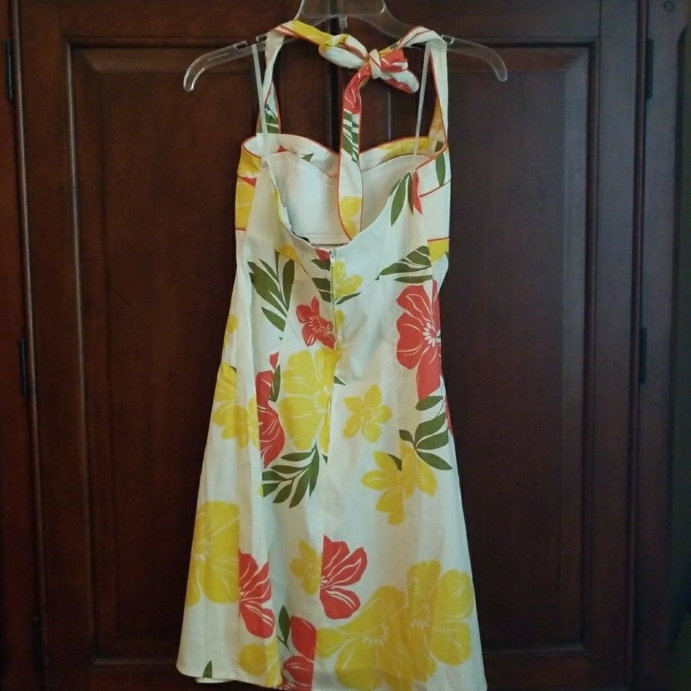 Halter dress - Picture 3 of 3