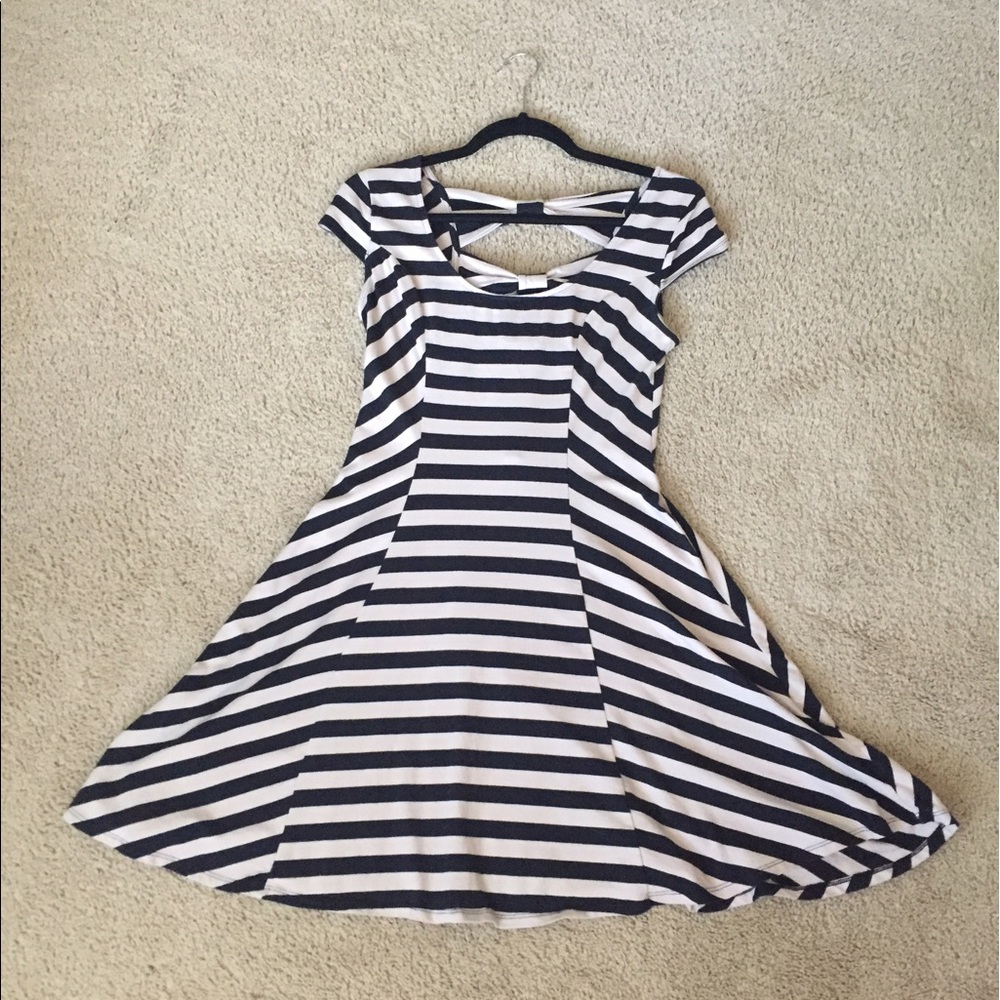 Flattering Striped Open Back Dress with Bows