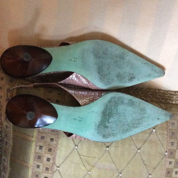 Donald Pliner Couture Slingback Pumps - Picture 3 of 4