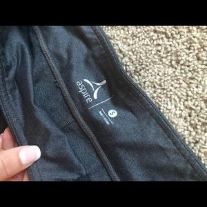 Aspire leggings