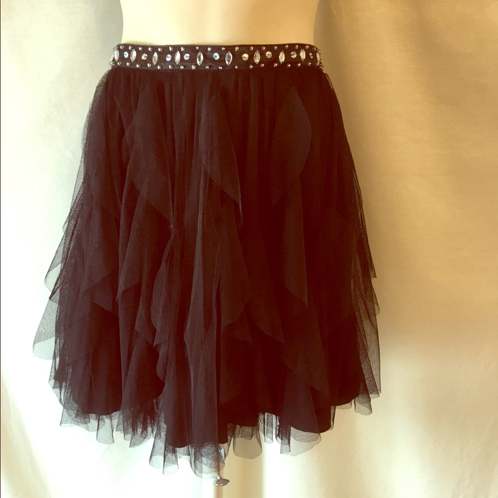 Sequin Hearts Bejeweled Tulle Mini Skirt. Size 5.