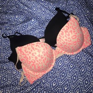 Set of 2 VS Pink Bras 💕