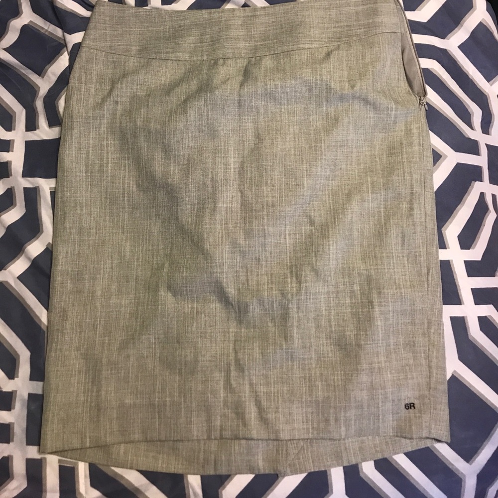 Limited 6R Grey Pencil Skirt