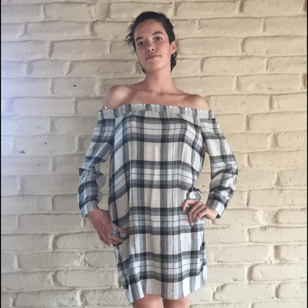 Off the shoulder shift dress