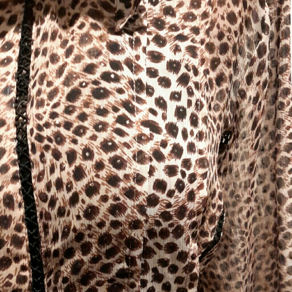 Blouse - Picture 2 of 4