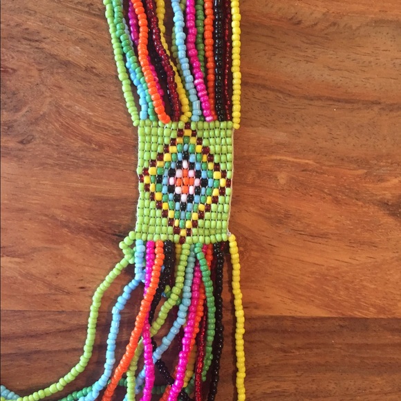 Aldo beaded multi color Native American necklace - Picture 2 of 3