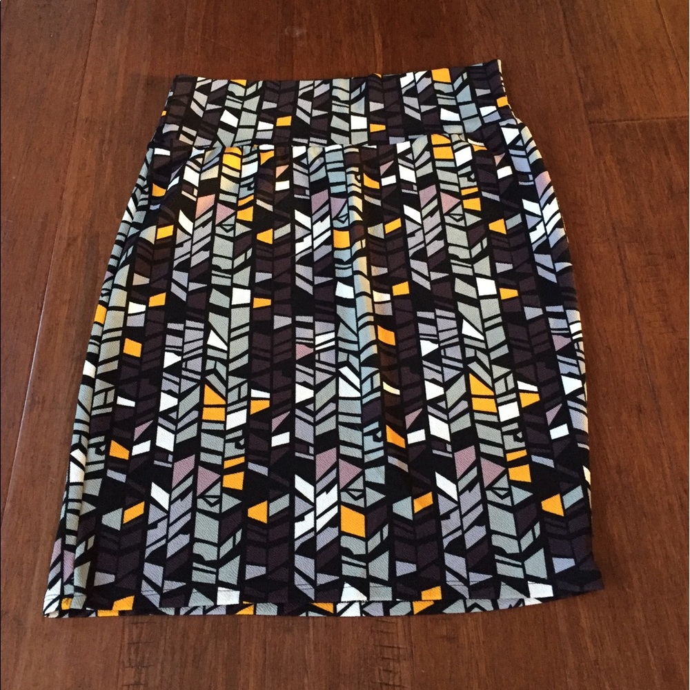 Lularoe cassie skirt