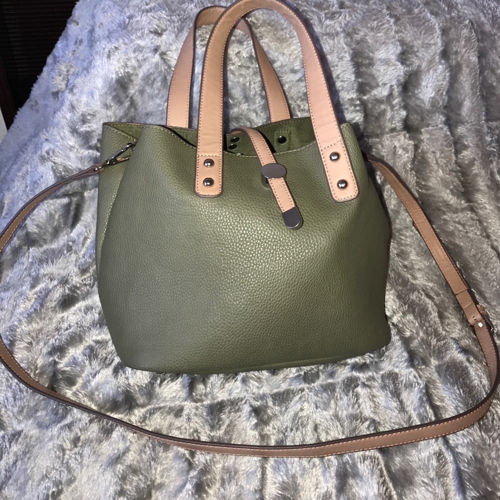 Cute Green Crossbody Bag!! & Wallet/ Cosmetic Bag