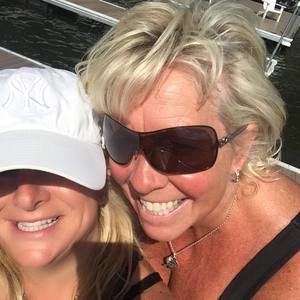 Meet your Posher, Deanna