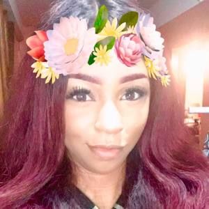 Meet your Posher, Della