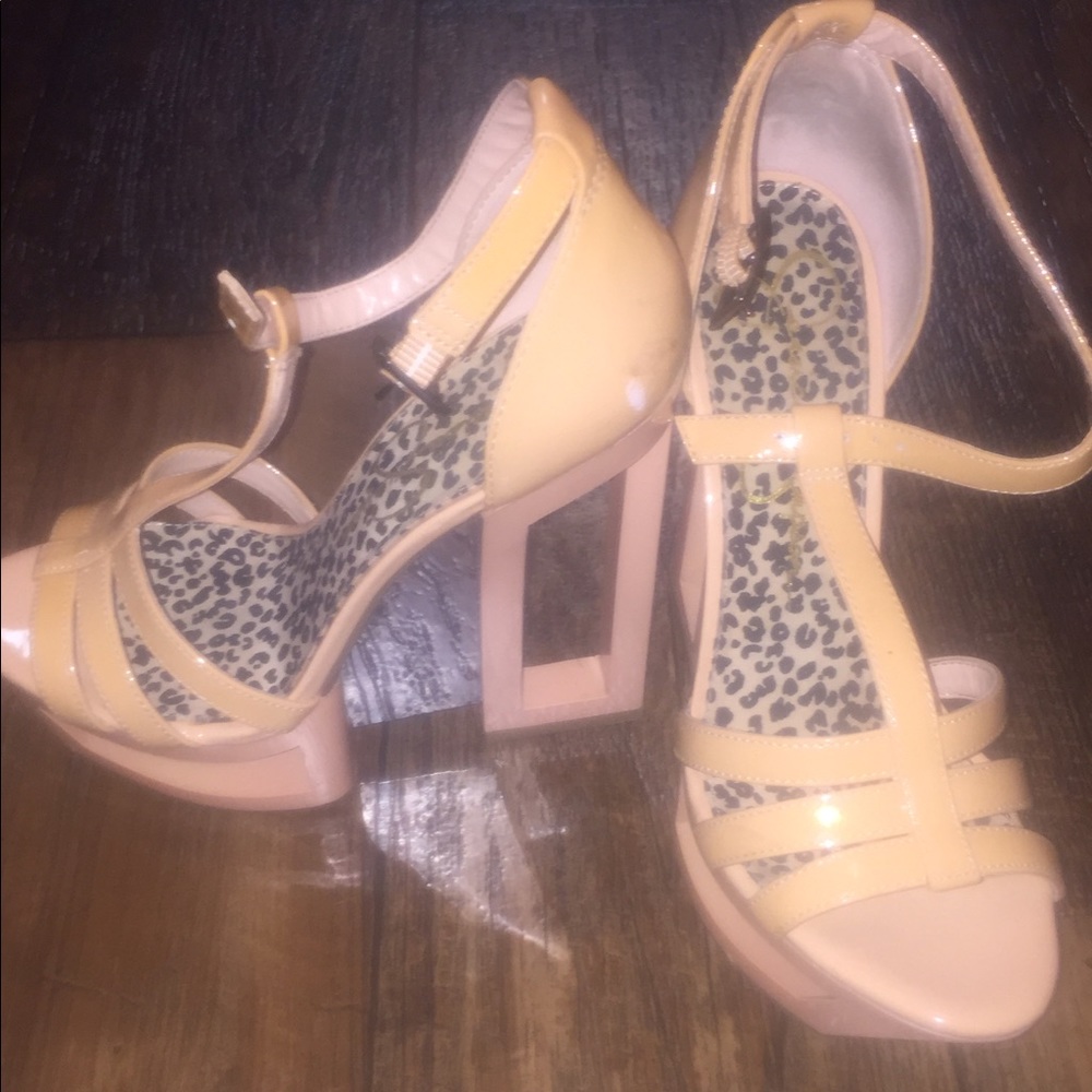 Jessica Simpson Heels
