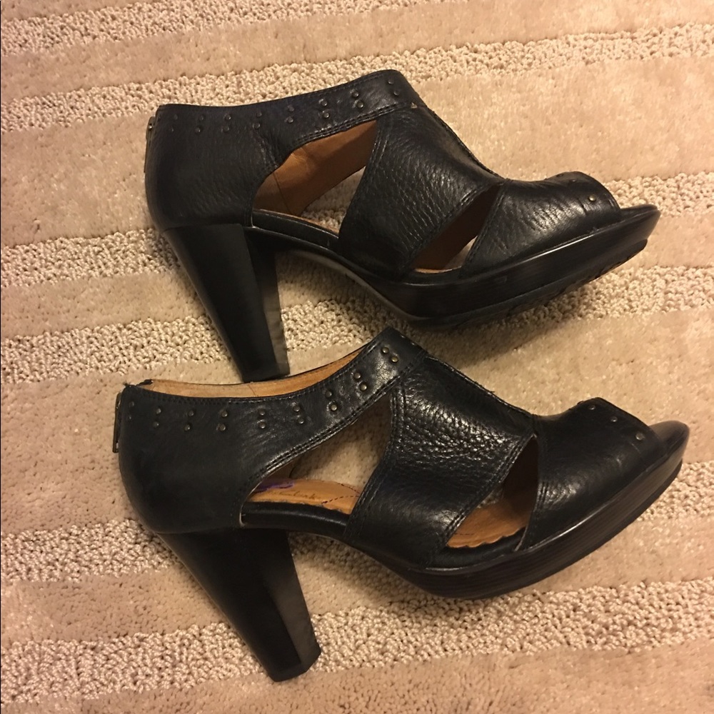 Indigo by Clark's Black Shoes