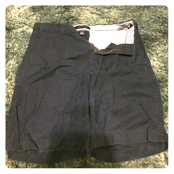 Size 31 Men's Navy Tommy Hilfiger Bermuda Shorts - Picture 1 of 4