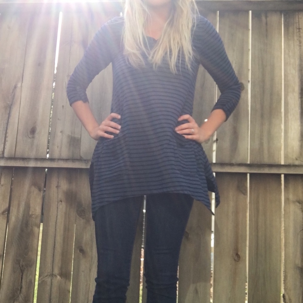 AUGUST SILK blue and black tunic top