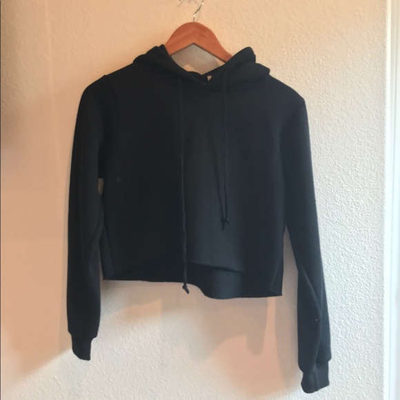 Black Cropped Brandy Melville Hoodie NWT - Picture 1 of 2