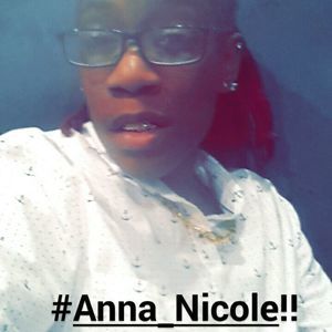 Meet your Posher, Adriana