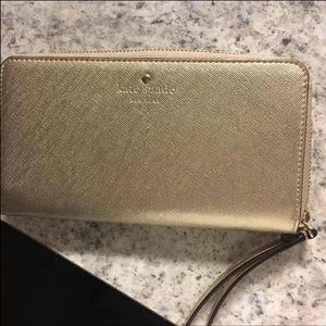 Kate spade incipio gold leather wristlet wallet
