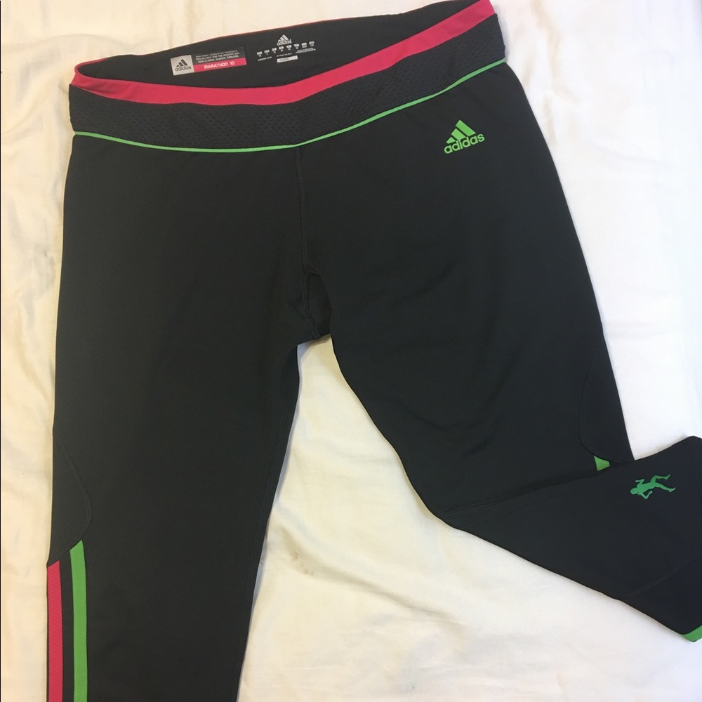 Adidas crop leggings