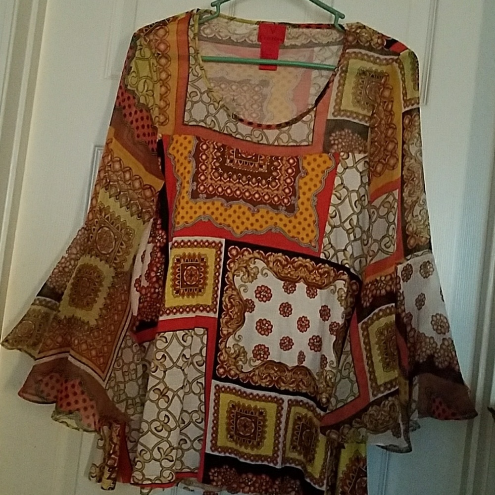 Blouse .