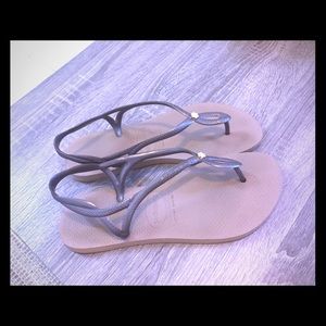 Havaianas sandals