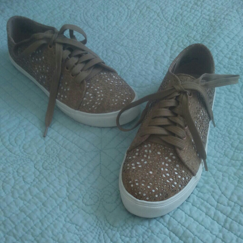 Laser-cut Cork Sneakers