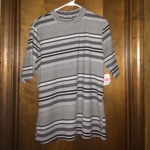 B&B Boutique turtleneck shirt