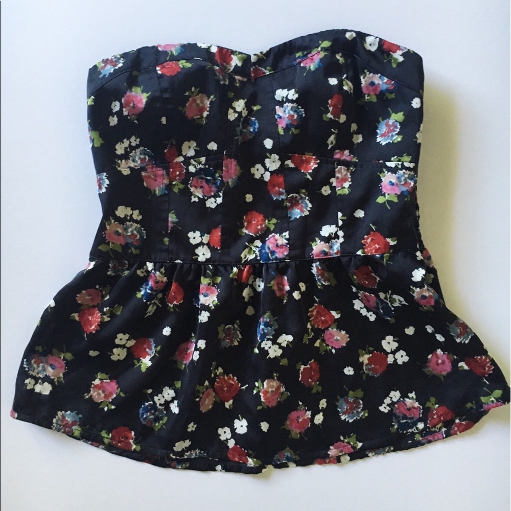 Strapless peplum top in navy with painted floral