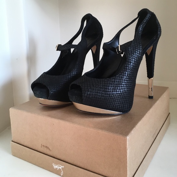 Black Boutique 9 open toe platform heels - Picture 3 of 7