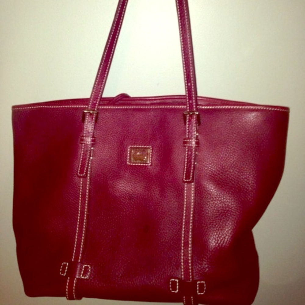 Dooney & Bourke Tote