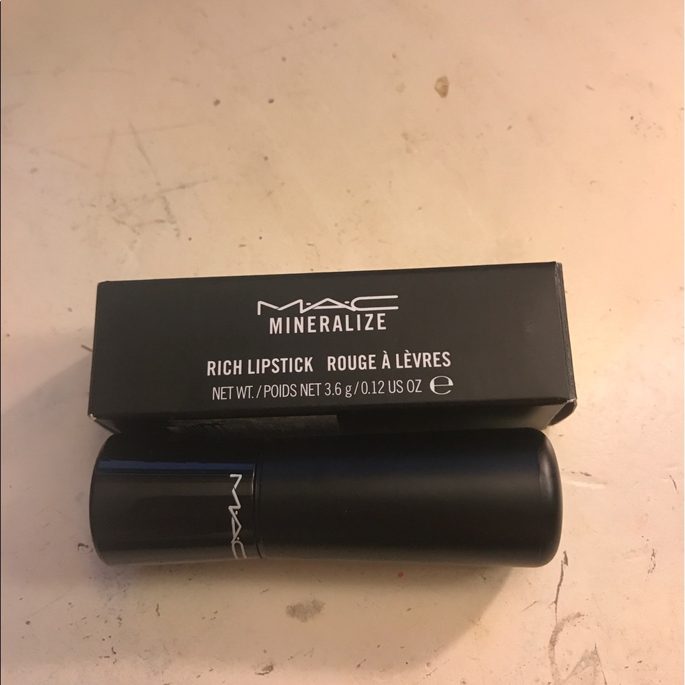 Mac Cosmetics lipstick Brand New!!!