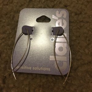 Unique Claire's earrings