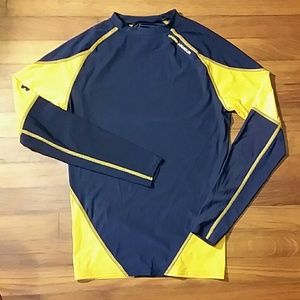 Youth Under Armour top