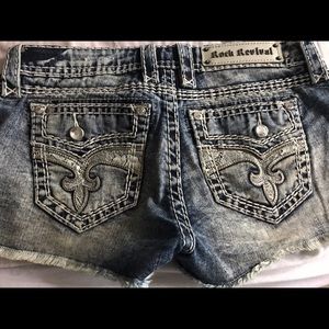 27 Rock Revival short! ☀️