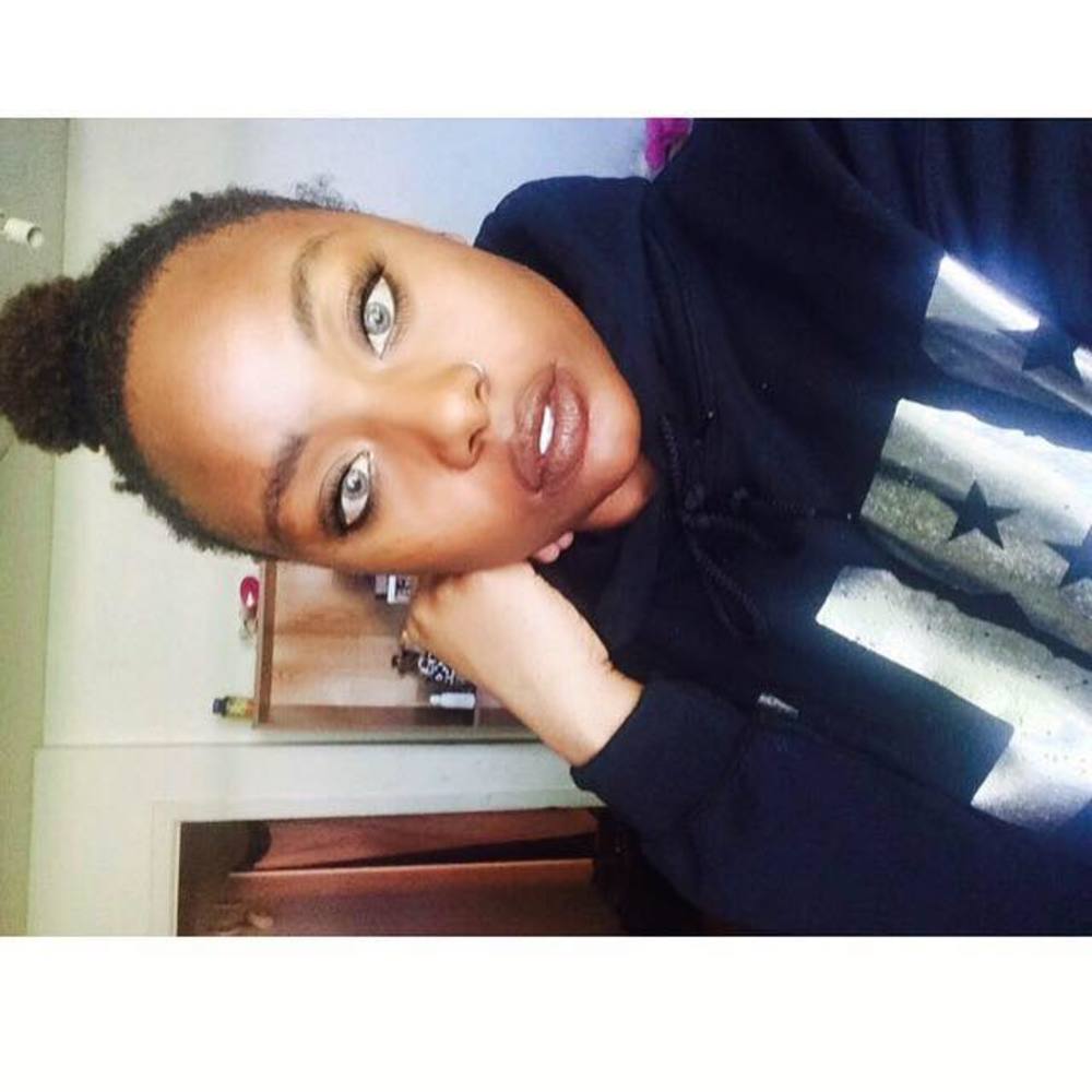 Meet your Posher, Obey