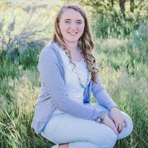 Meet your Posher, Abbie