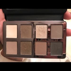 Limited Edition Greige Eye Shadow Palette
