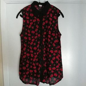 TAKING ALL REASONABLE OFFERS Cute Button Up