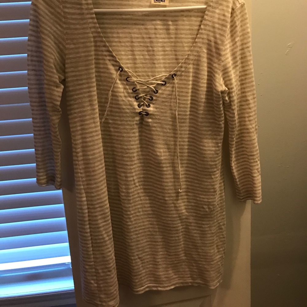 lagence tie vneck top