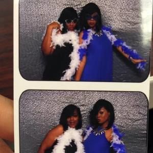 Meet your Posher, Nona