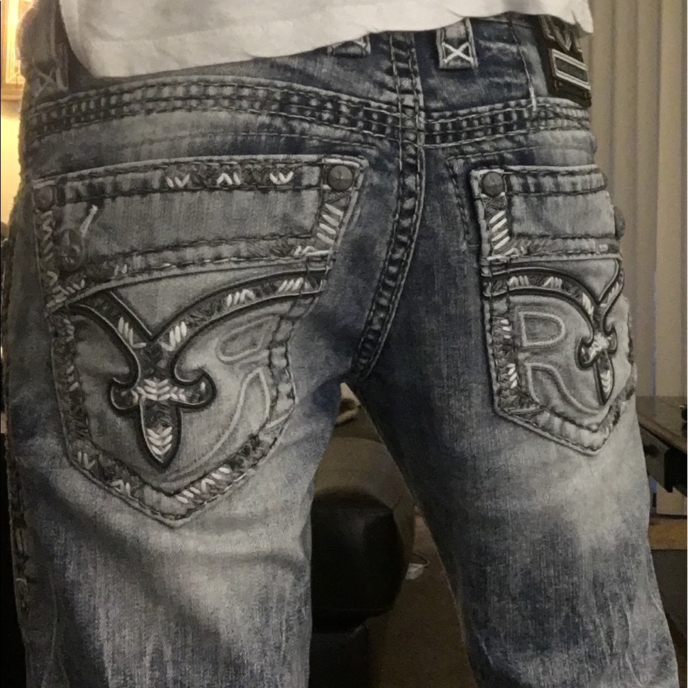 Reduced!! Rock Revival Slim Straight. 29 waist